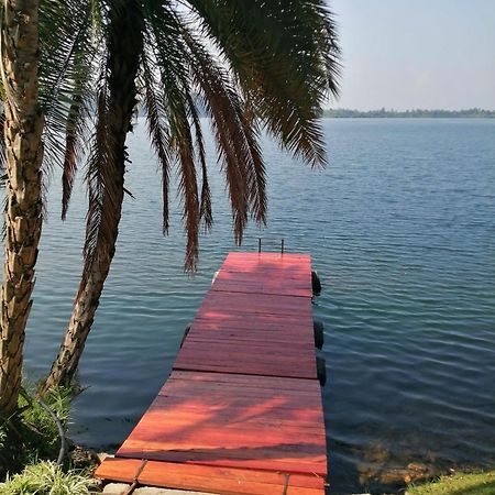 Inn On The Lake Kibuye Extérieur photo