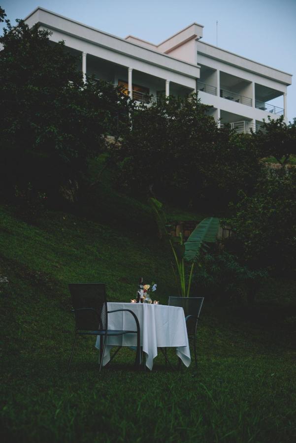Inn On The Lake Kibuye Extérieur photo